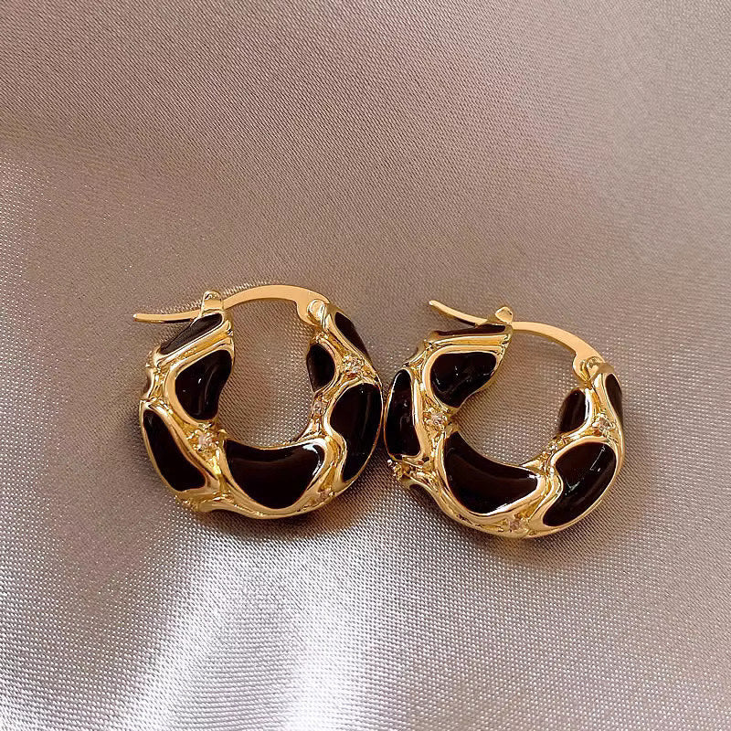 Fashion Jewelry New Trendy Enamel Color Metal Texture Small Hoop Earrings For Women Gold Plated Statement Ear Buckle Creative Jewelry Gifts